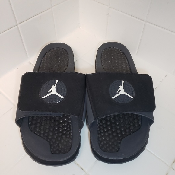 jordan sandals size 14